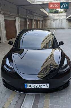Седан Tesla Model 3 2021 в Тернополі