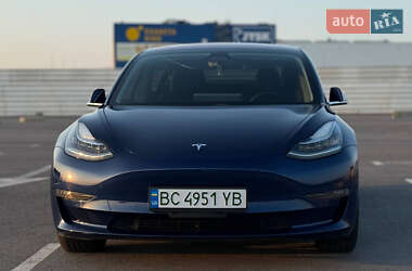 Седан Tesla Model 3 2018 в 
