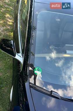Седан Tesla Model 3 2020 в Києві