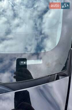Седан Tesla Model 3 2020 в Києві