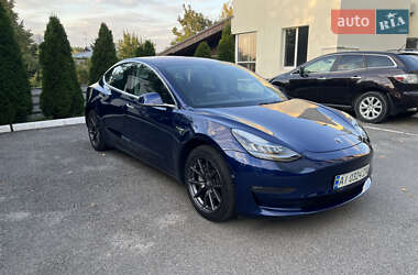 Седан Tesla Model 3 2018 в 