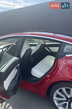 Седан Tesla Model 3 2018 в 