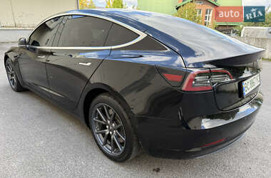 Седан Tesla Model 3 2018 в 