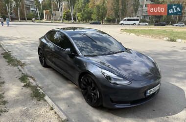 Седан Tesla Model 3 2021 в Запоріжжі