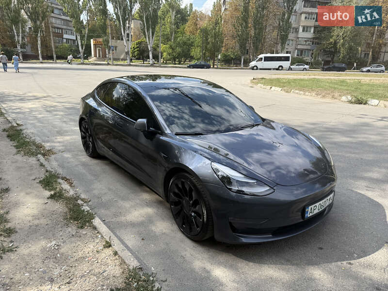 Седан Tesla Model 3 2021 в Запорожье