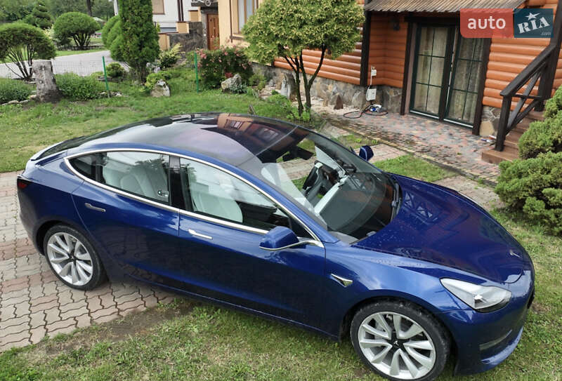 Tesla Model 3 2018