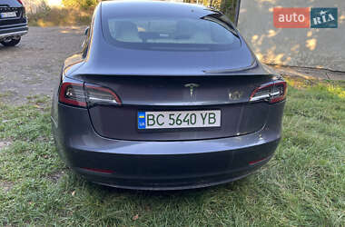 Седан Tesla Model 3 2019 в 