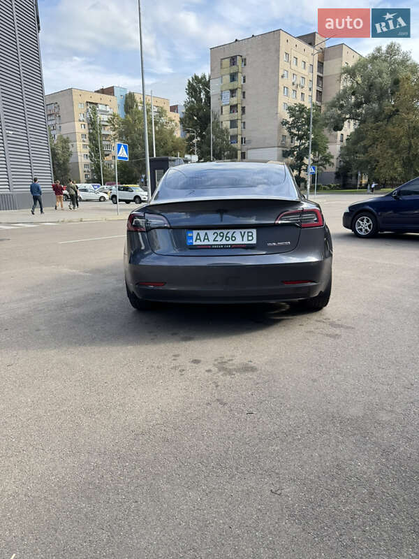 Седан Tesla Model 3 2019 в Києві