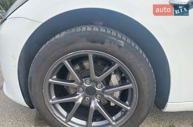Седан Tesla Model 3 2018 в 