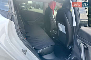 Седан Tesla Model 3 2019 в Сумах