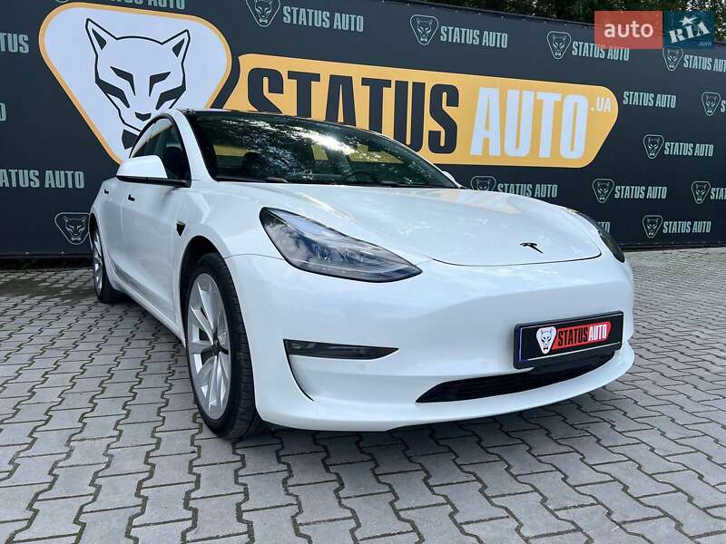 Tesla Model 3 2021