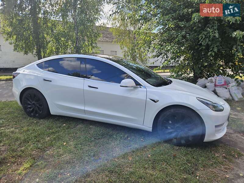 Седан Tesla Model 3 2018 в Миргороді фото 10 Седан Tesla Model 3 2018 в Миргороді