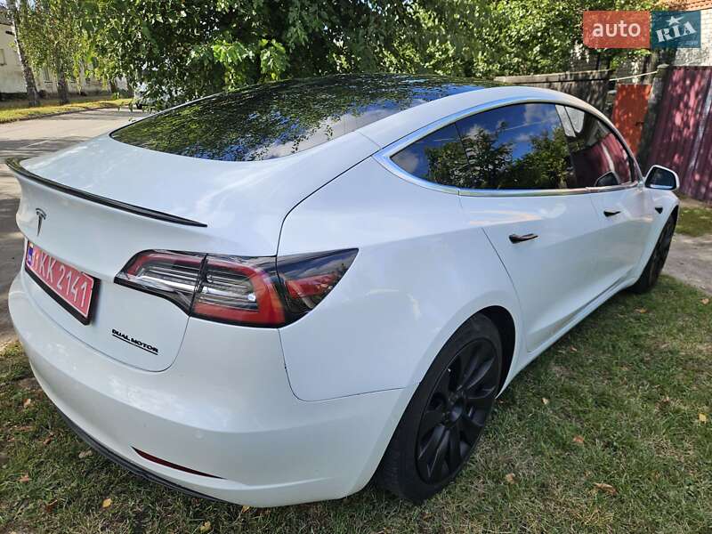 Седан Tesla Model 3 2018 в Миргороді фото 27 Седан Tesla Model 3 2018 в Миргороді