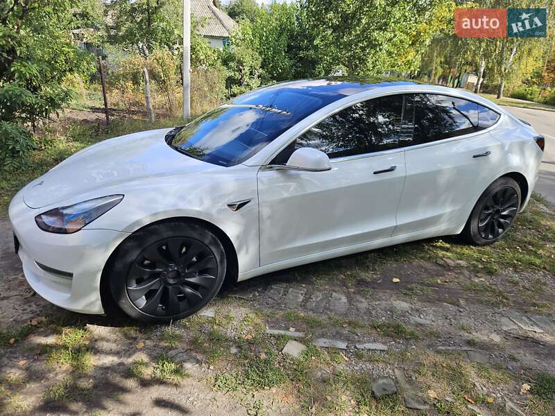 Седан Tesla Model 3 2018 в Миргороді фото 32 Седан Tesla Model 3 2018 в Миргороді