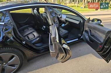 Седан Tesla Model 3 2019 в Житомире