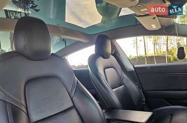 Седан Tesla Model 3 2019 в Житомире
