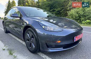 Седан Tesla Model 3 2023 в Львові