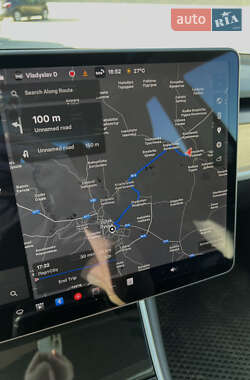 Седан Tesla Model 3 2019 в 