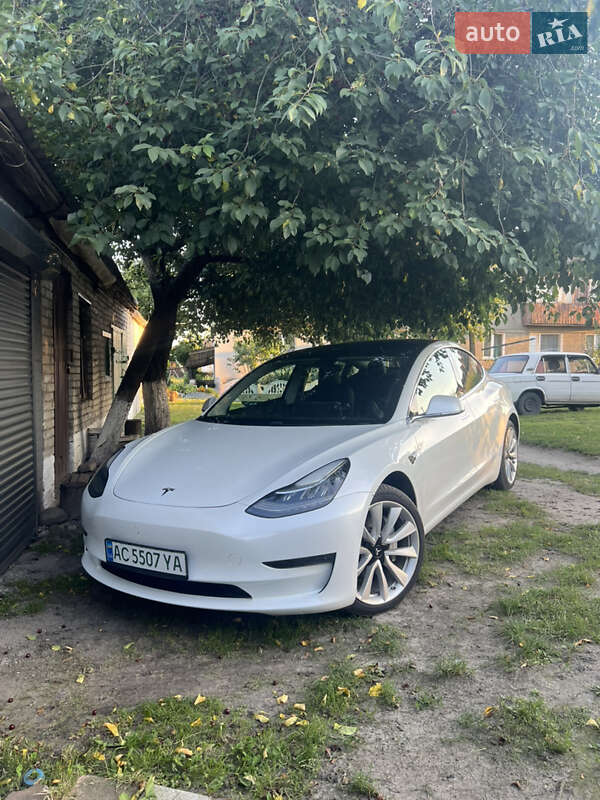 Седан Tesla Model 3 2019 в Луцке фото 22 Седан Tesla Model 3 2019 в Луцке