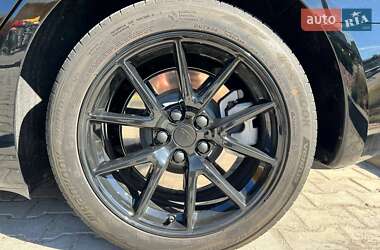 Седан Tesla Model 3 2023 в 