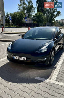 Седан Tesla Model 3 2018 в Києві