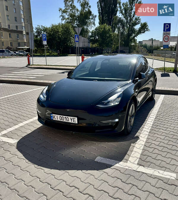Седан Tesla Model 3 2018 в 