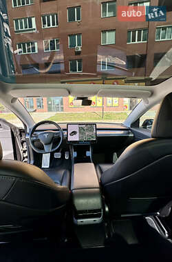 Седан Tesla Model 3 2018 в 