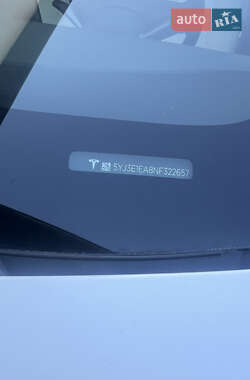 Седан Tesla Model 3 2022 в 
