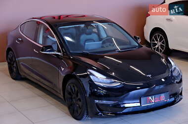 Седан Tesla Model 3 2019 в 
