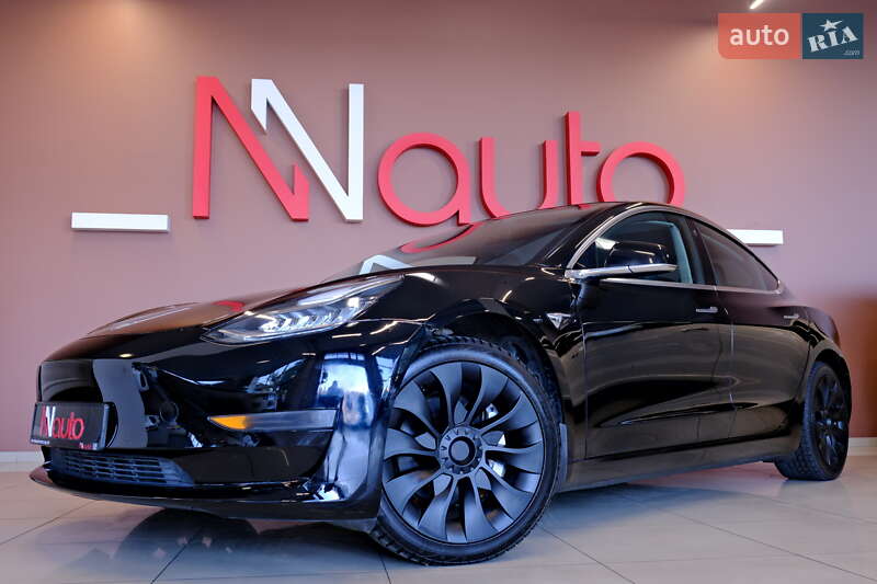 Седан Tesla Model 3 2019 в Одесі