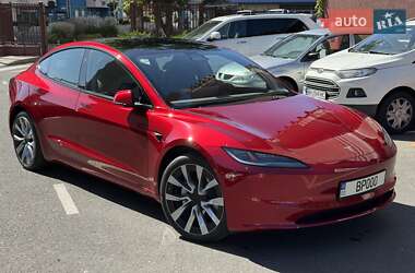 Седан Tesla Model 3 2024 в Одессе