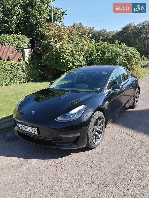 Tesla Model 3 2018