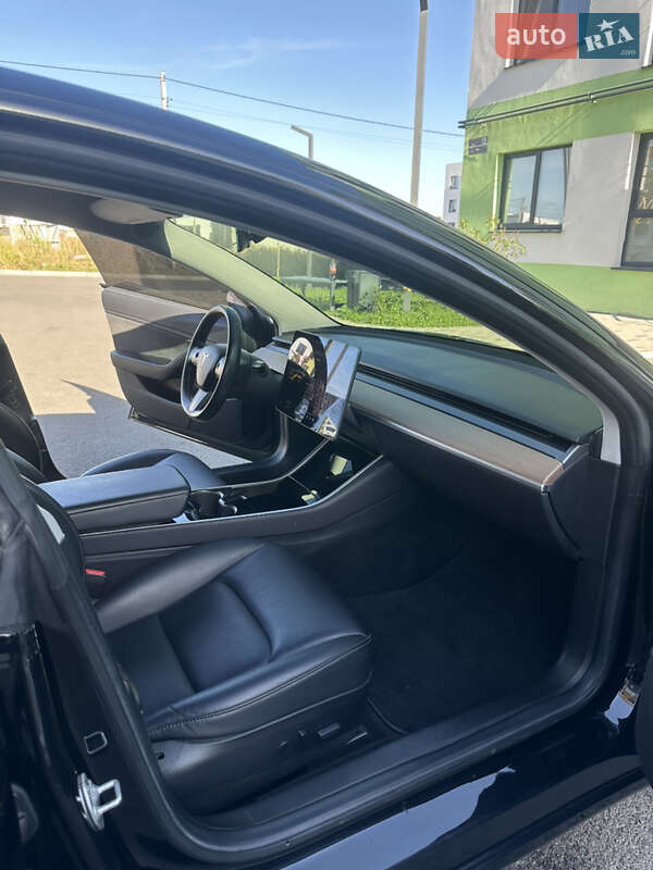Седан Tesla Model 3 2018 в Рівному фото 13 Седан Tesla Model 3 2018 в Рівному