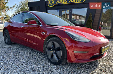 Седан Tesla Model 3 2019 в Коломые