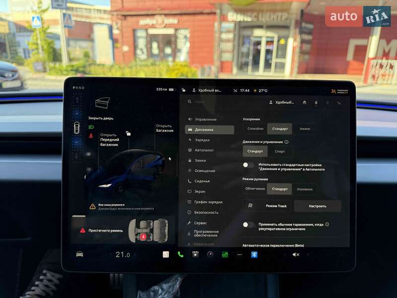 Седан Tesla Model 3 2024 в Львове
