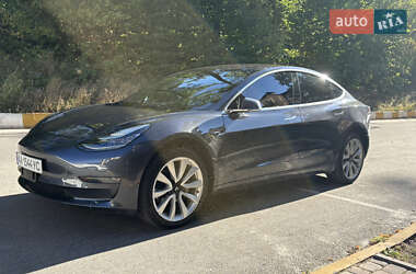 Седан Tesla Model 3 2018 в Ірпені