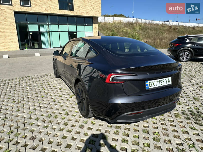 Седан Tesla Model 3 2024 в Хмельницком