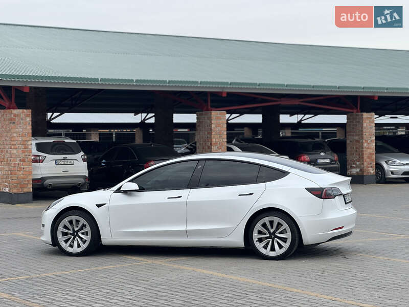 Седан Tesla Model 3 2021 в Львове фото 3 Седан Tesla Model 3 2021 в Львове