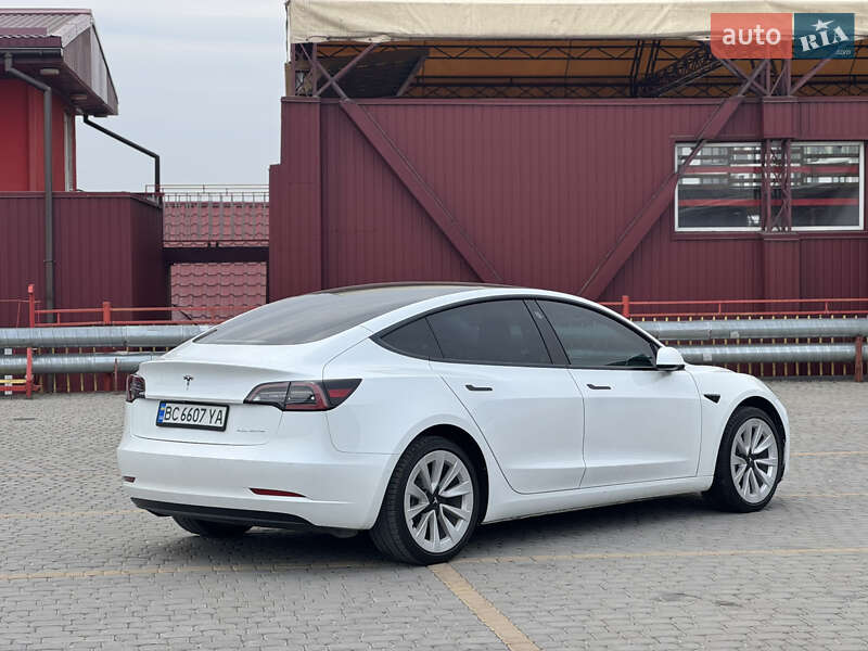 Седан Tesla Model 3 2021 в Львове фото 8 Седан Tesla Model 3 2021 в Львове