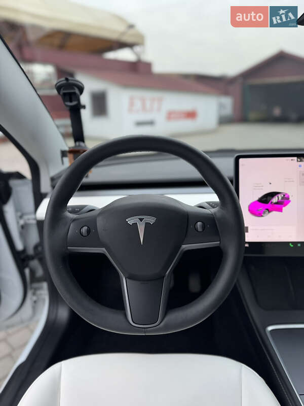 Седан Tesla Model 3 2021 в Львове фото 21 Седан Tesla Model 3 2021 в Львове