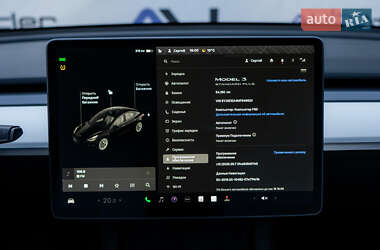 Седан Tesla Model 3 2020 в 