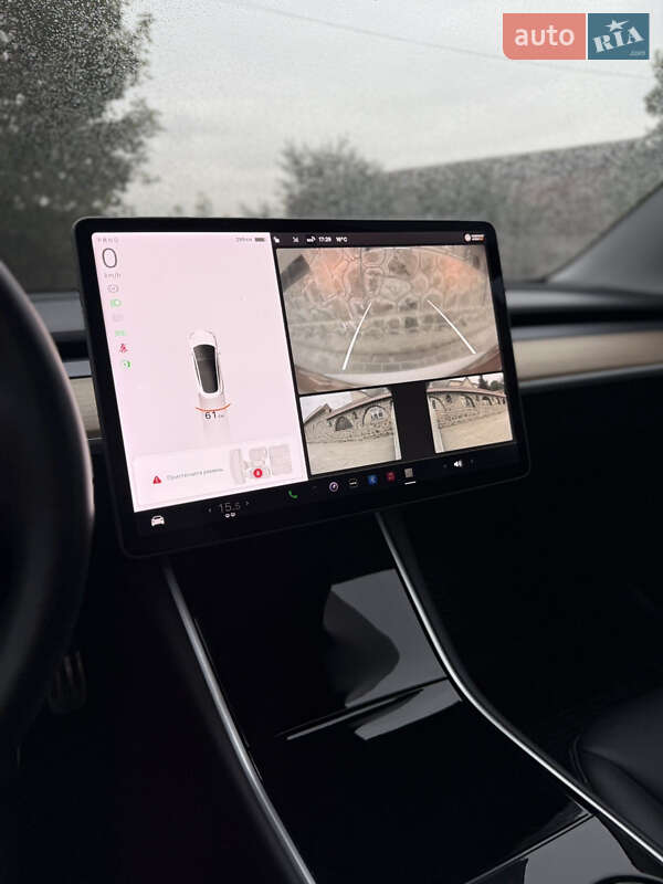 Седан Tesla Model 3 2020 в Радехові