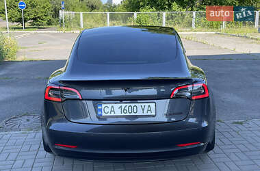 Седан Tesla Model 3 2018 в 