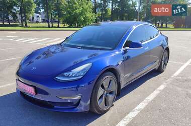 Седан Tesla Model 3 2018 в Киеве