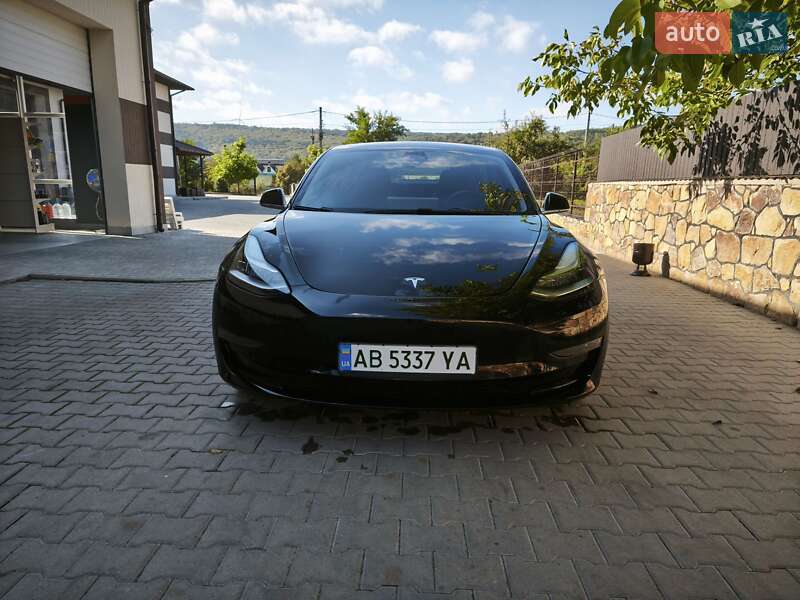 Седан Tesla Model 3 2019 в Вінниці