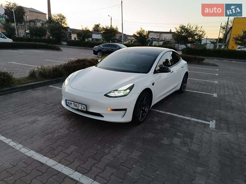 Седан Tesla Model 3 2021 в Житомире фото 5 Седан Tesla Model 3 2021 в Житомире