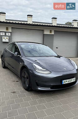 Седан Tesla Model 3 2019 в Житомире