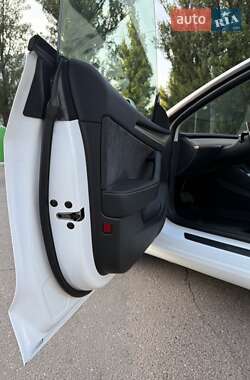 Седан Tesla Model 3 2023 в 