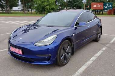 Седан Tesla Model 3 2018 в Києві