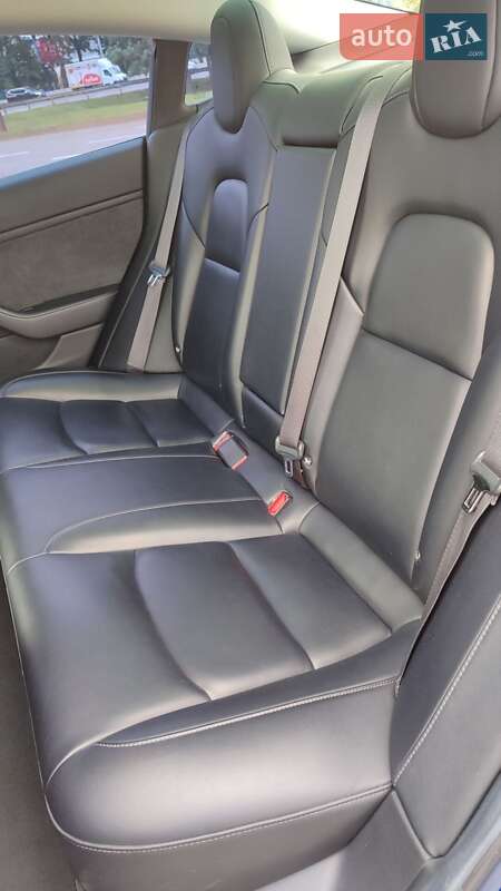 Седан Tesla Model 3 2018 в Києві фото 11 Седан Tesla Model 3 2018 в Києві